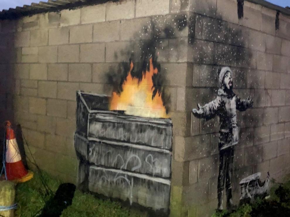 Un posible Banksy aparece en las paredes de la ciudad de Port Talbot, en Gales
