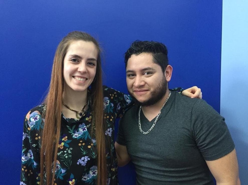 Silvia Rodrigálvarez, de Airtex, con Erick Zeas, uno de los participantes del año pasado.