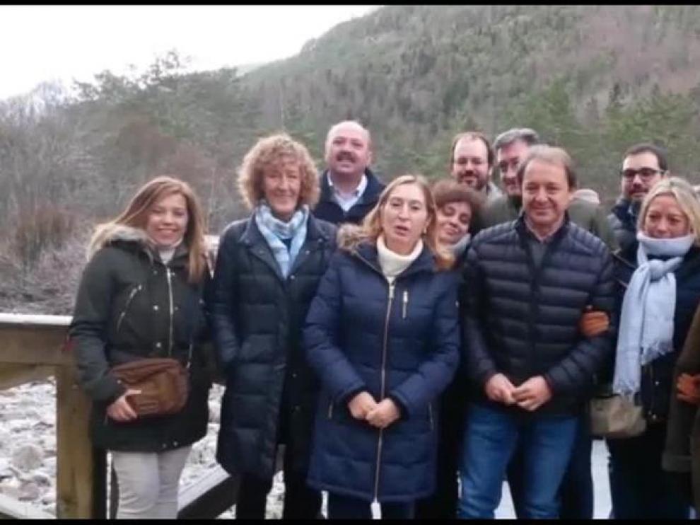 Ana Pastor desea Feliz Navidad desde Ordesa