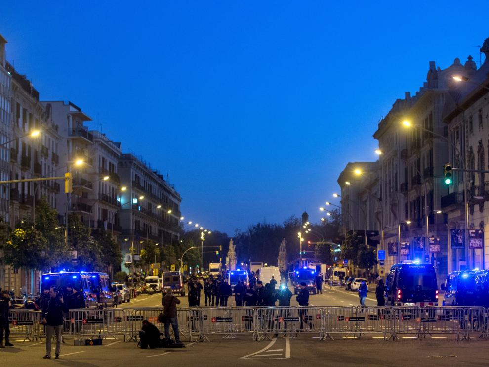 Inmediaciones a la Lotja de Mar.