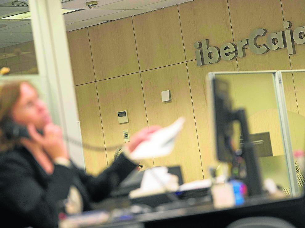 Oficinas de Ibercaja Banco, entidad centrada en su negocio principal.