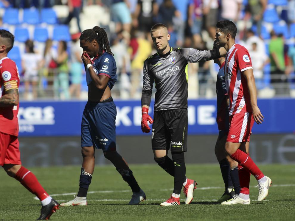 Semedo, se tapa la boca, en el partido contra el Girona.