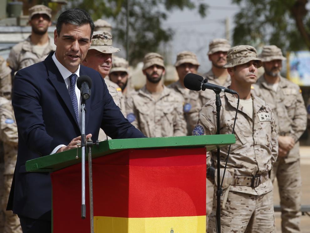 El presidente español, Pedro Sánchez, en Mali.