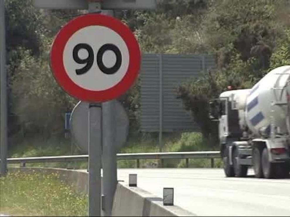 La DGT reduce la velocidad a 90 km/h en las carreteras convencionales