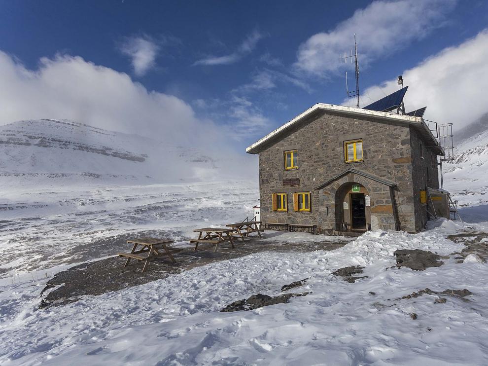 Estampa invernal del refugio de Góriz, en Parque Nacional de Ordesa y Monte Perdido.