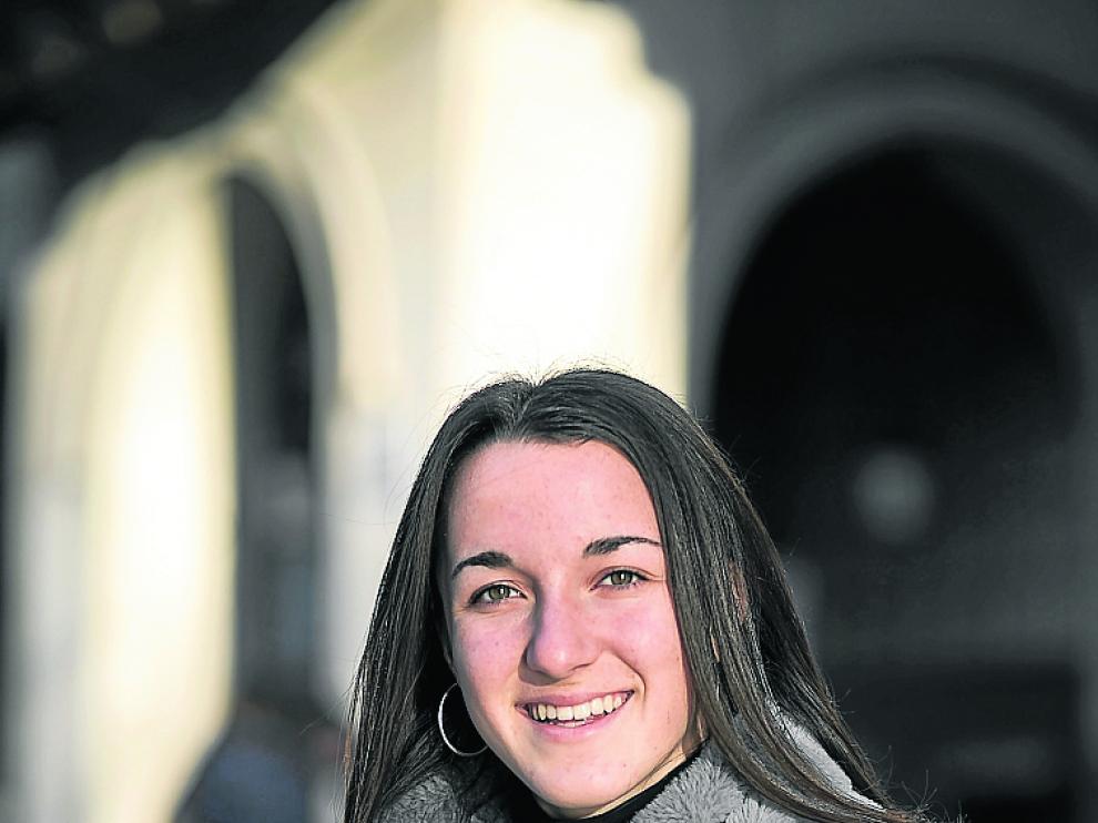 Marta Sola, en el zaragozano paseo de la Independencia.