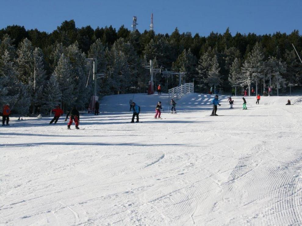 En la Sierra de Teruel solo está abierta Valdelinares con 3,5 kilómetros de pistas