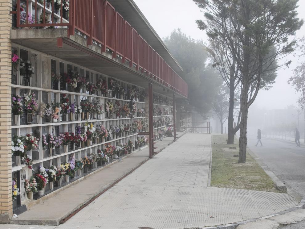 Los nichos profanados están situados en las manzanas más cercanas al tanatorio