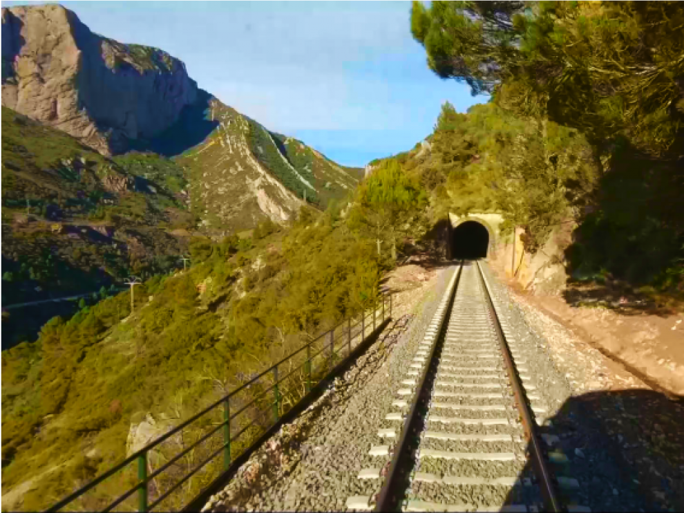 'El viaje' de Aragón TV sorprende con la emisión íntegra del recorrido del Canfranero