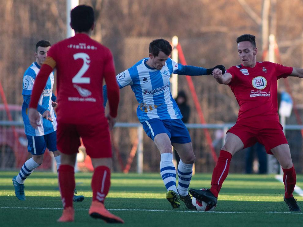Fútbol. Tercera División- Casetas vs. Calamocha.
