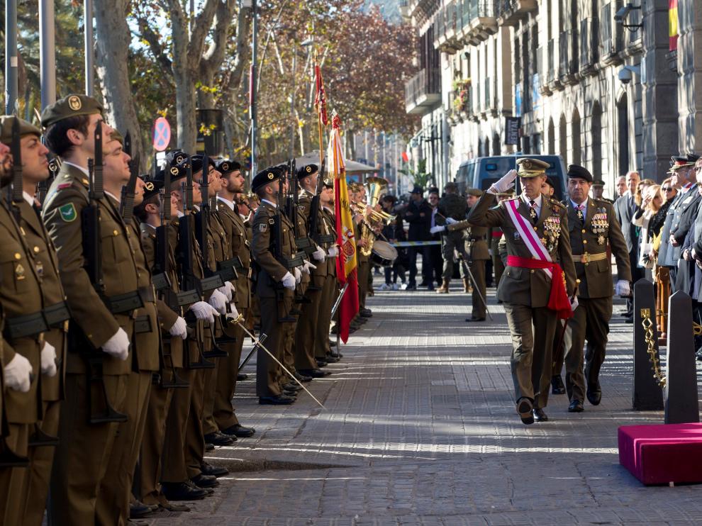 El año militar empieza en Barcelona con un elogio al papel de la mujer