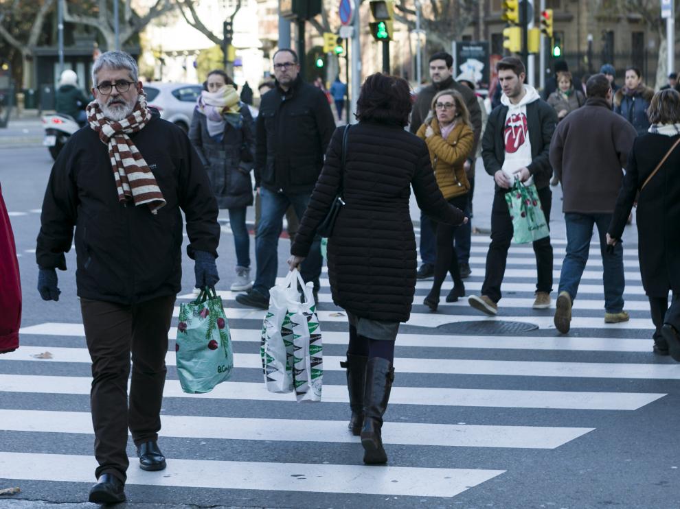 Primer día de rebajas en Zaragoza