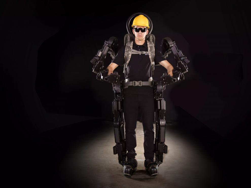 El robot XO Max permite levantar grandes pesos con el mínimo esfuerzo.
