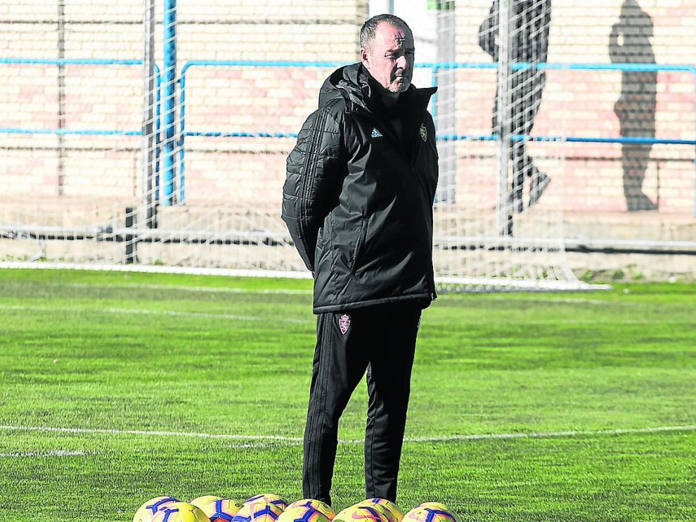 Víctor Fernández, en un entrenamiento en la Ciudad Deportiva.