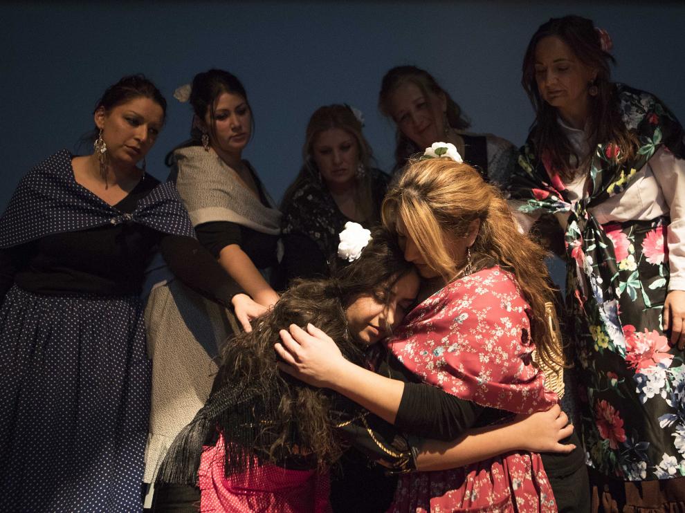 Algunas de las protagonistas de la obra, en la que se cuentan vivencias personales sobre la mujer gitana.