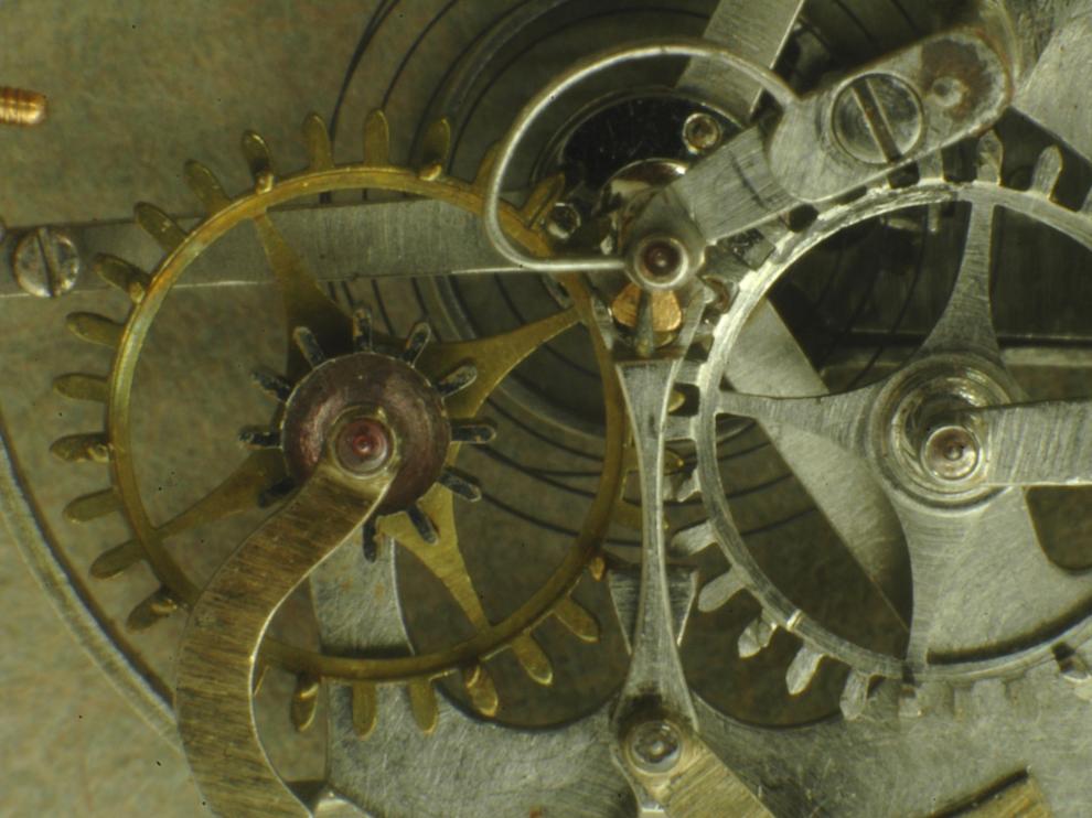 Mecanismo de escape en un reloj Breguet