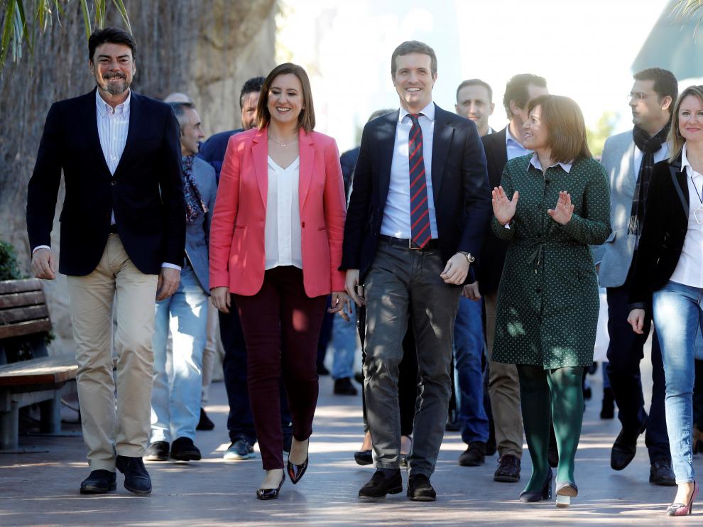 Casado reivindica el legado del PP valenciano a pesar de sus "sombras"