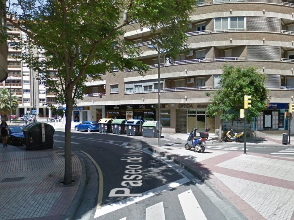 El accidente se ha producido en el paseo de los Rosales, confluencia con la avenida de San José.