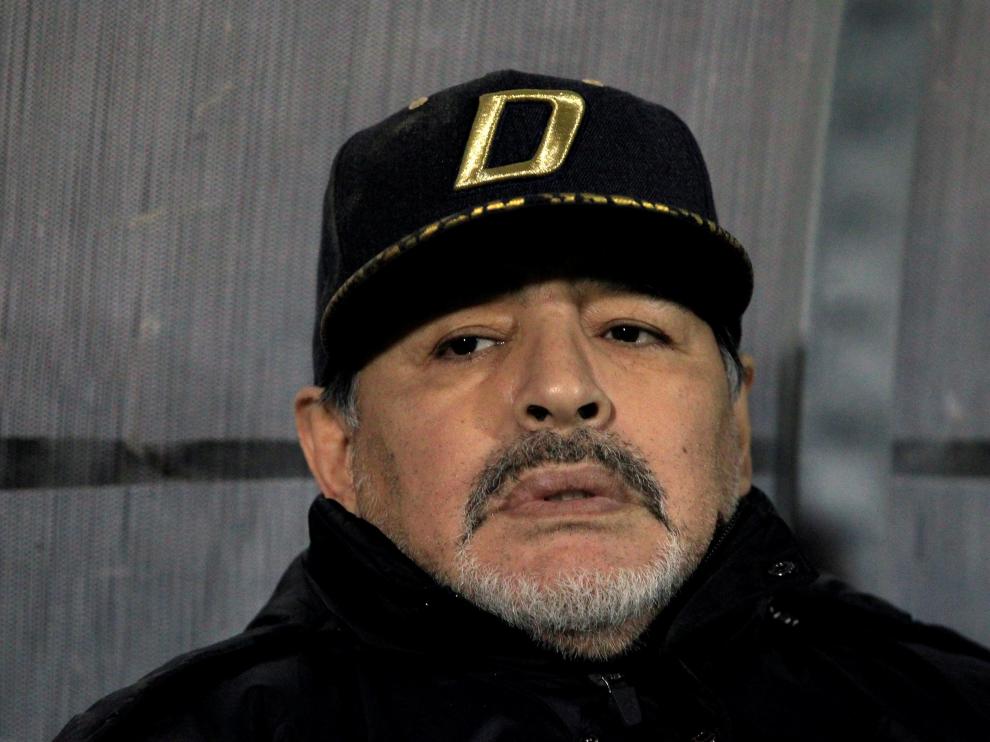 Maradona, operado por un sangrado estomacal.