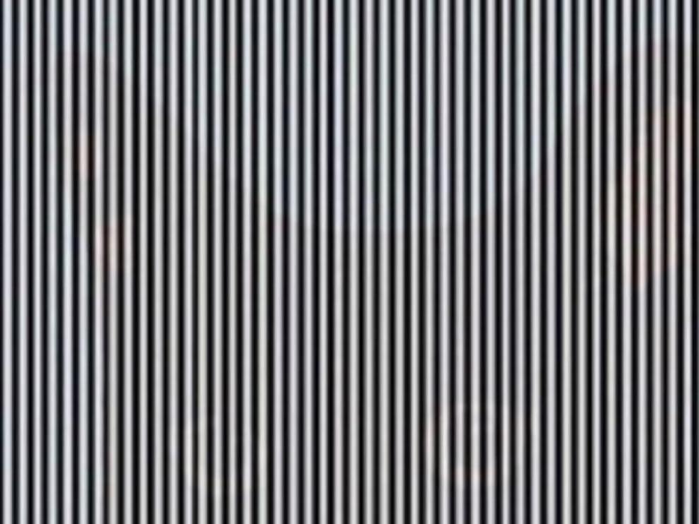 Aunque no lo parezca, aquí hay algo más que líneas blancas y negras.