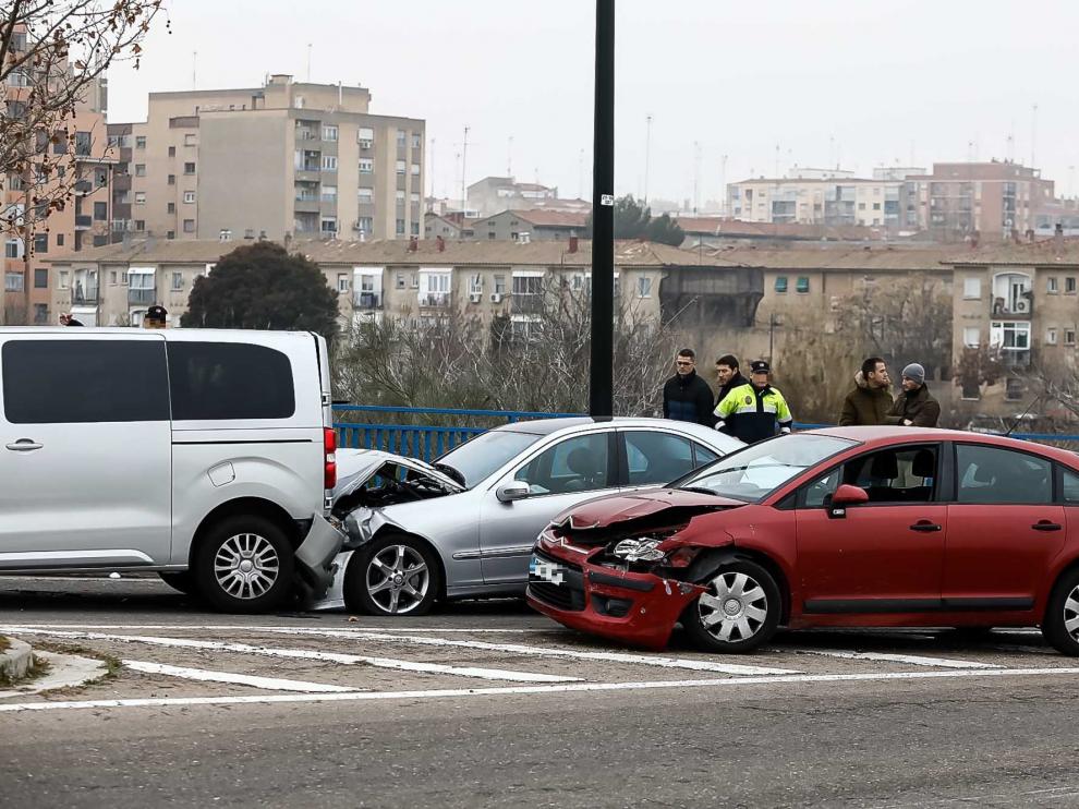 Disparos intimidatorios durante una persecución policial en pleno centro de Zaragoza