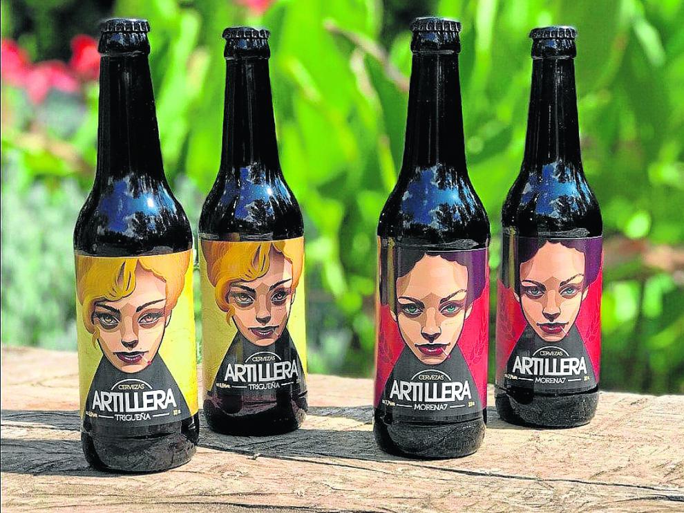 Artillera Trigueña y Artillera Morena 7, las dos variedades de cerveza de esta marca artesana.