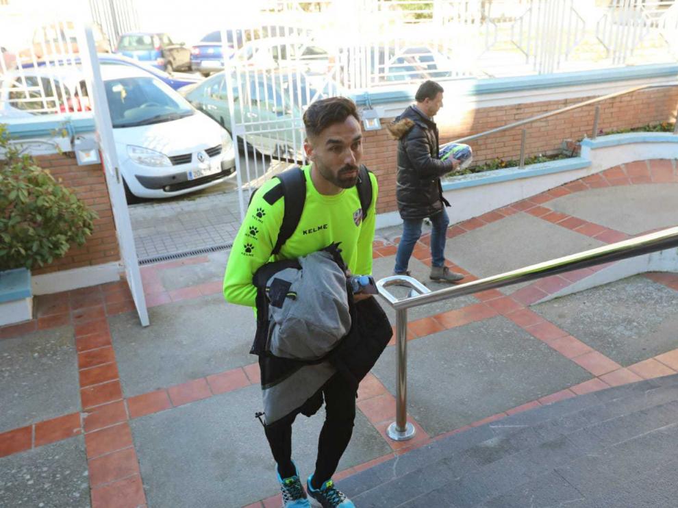 Enric Gallego se ha sometido después de entrenar a los reconocimientos médicos.