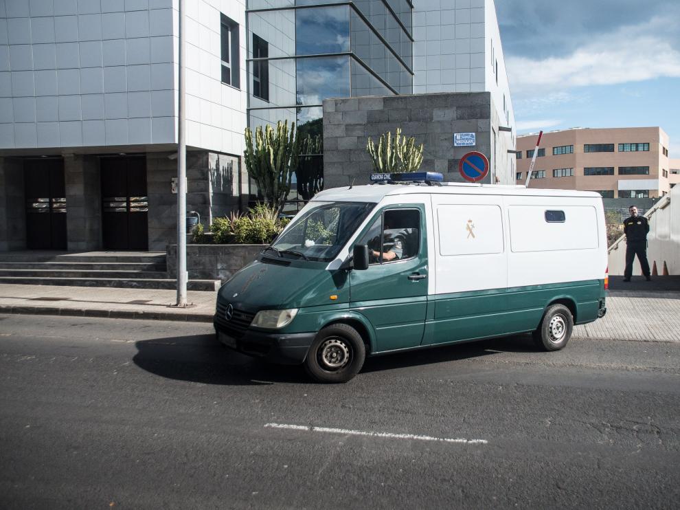 La Guardia Civil traslada a prisión a Raúl D.C., marido de la desaparecida Romina Celeste.