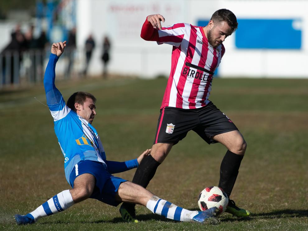 Fútbol. Tercera División Casetas vs Illueca