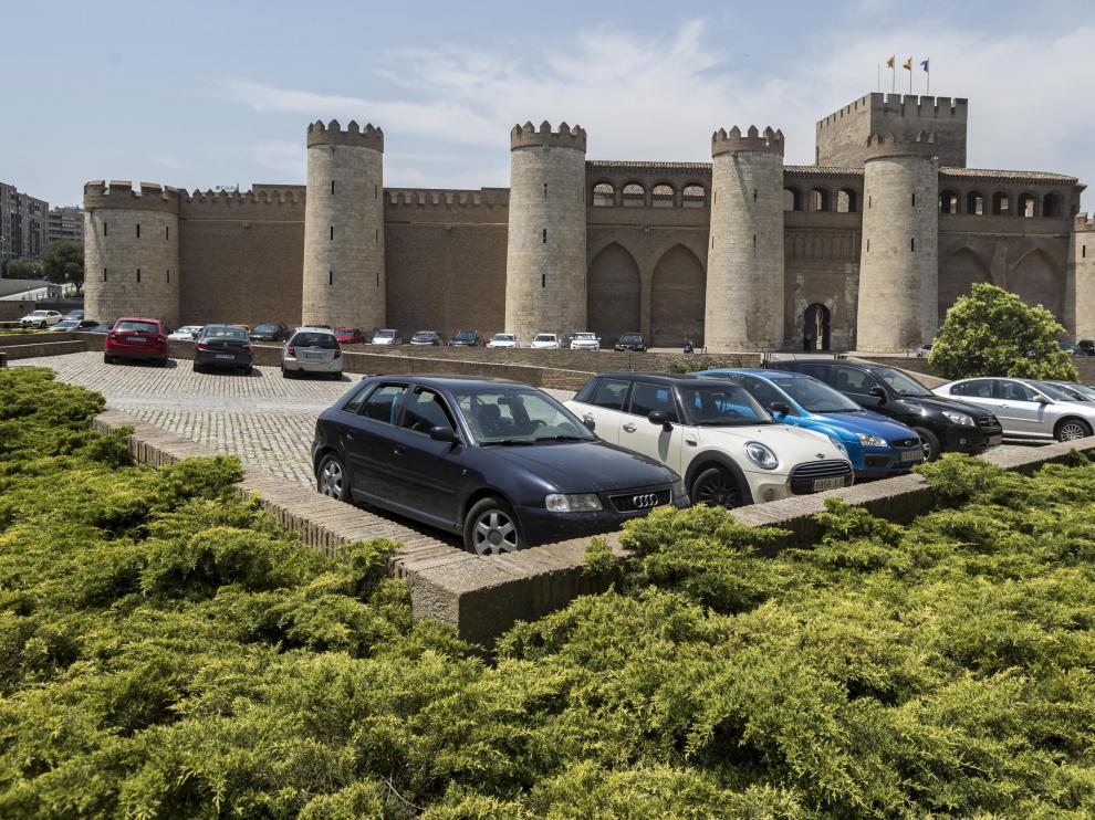 Aparcamientos en el entorno de la Aljafería.