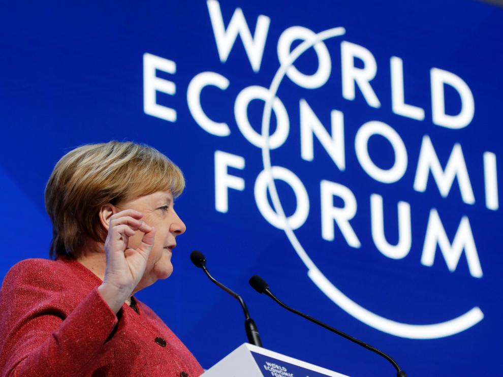 Merkel es uno de los pocos líderes mundiales que acude este año al Foro de Davos.