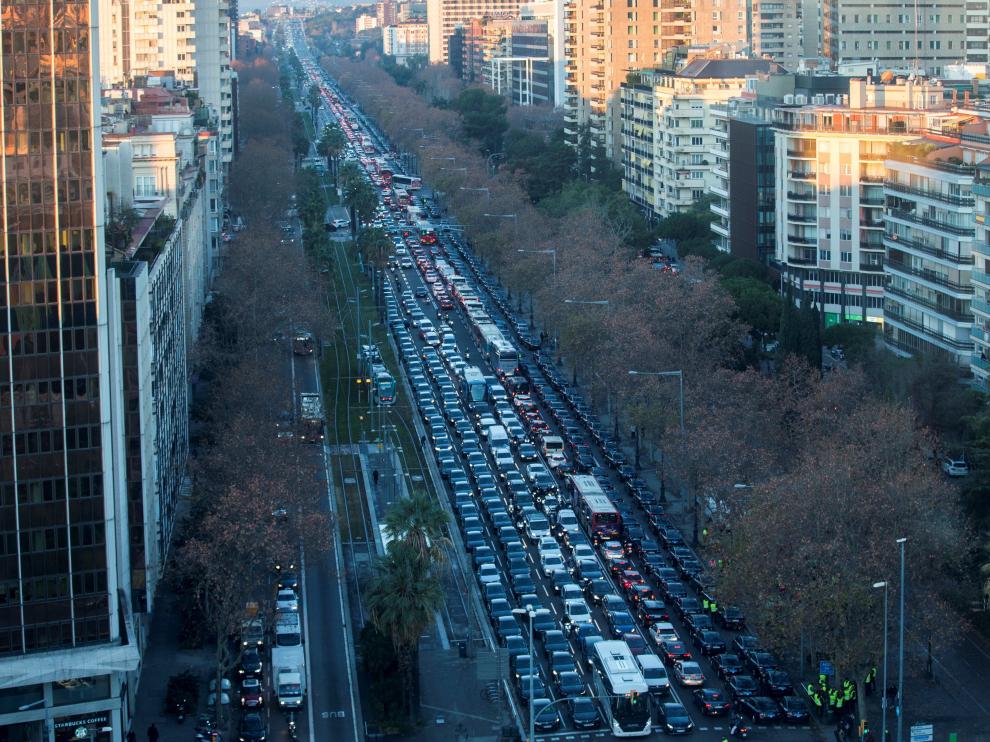 Imagen de archivo de los conductores de VTC concentrados en la venida Diagonal.