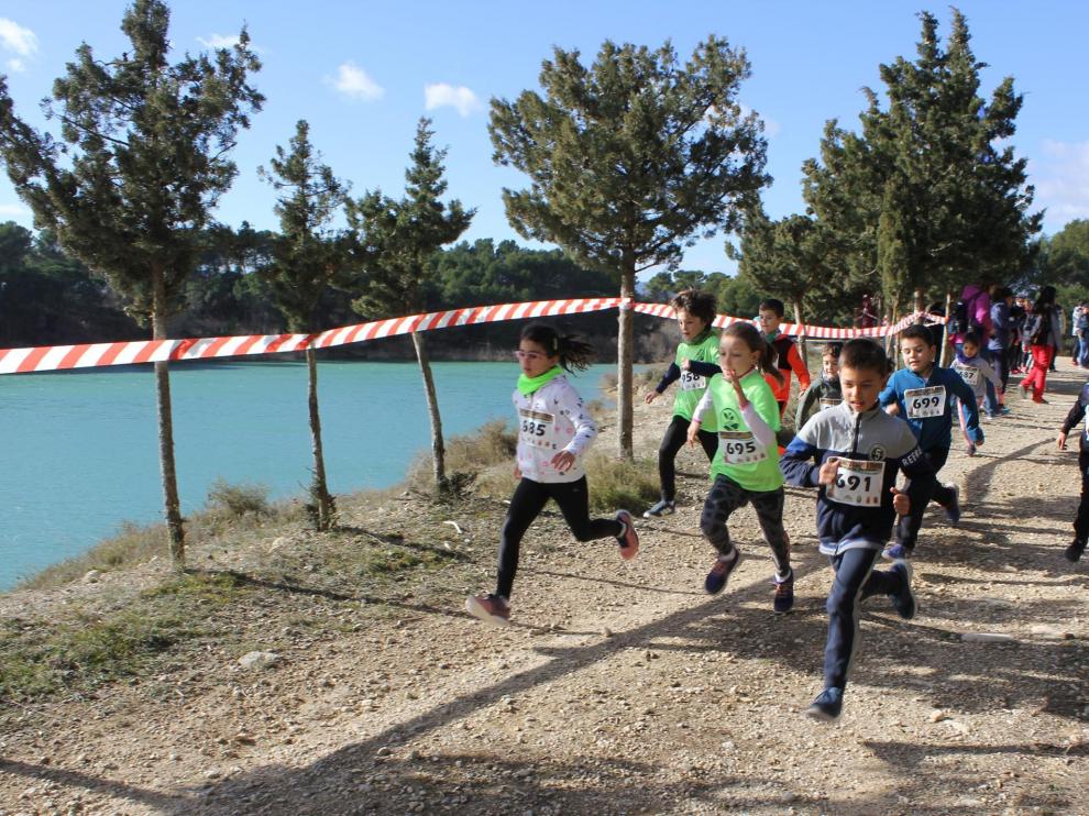 El cross del pantano de San Juan del Flumen reúne a más de 60 corredores