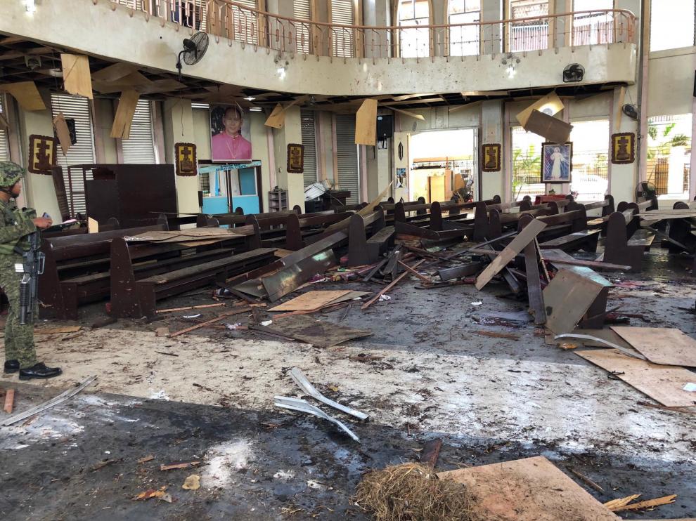 Así quedó la catedral tras el atentado.