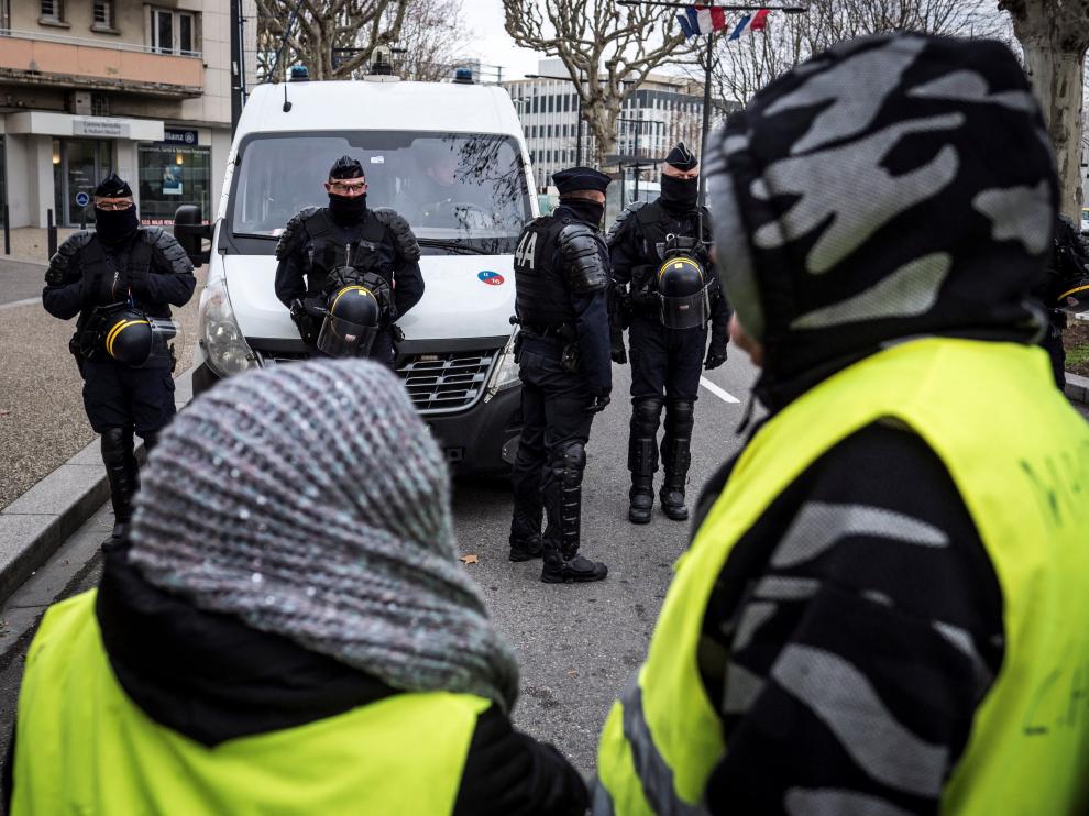 Miembros del movimiento francés de los "chalecos amarillos" en una manifestación el pasado jueves en Francia.