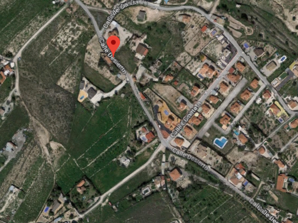 El accidente mortal ha ocurrido en el acceso a una vivienda situada en la calle Desierto de la partida rural de Verdegás.