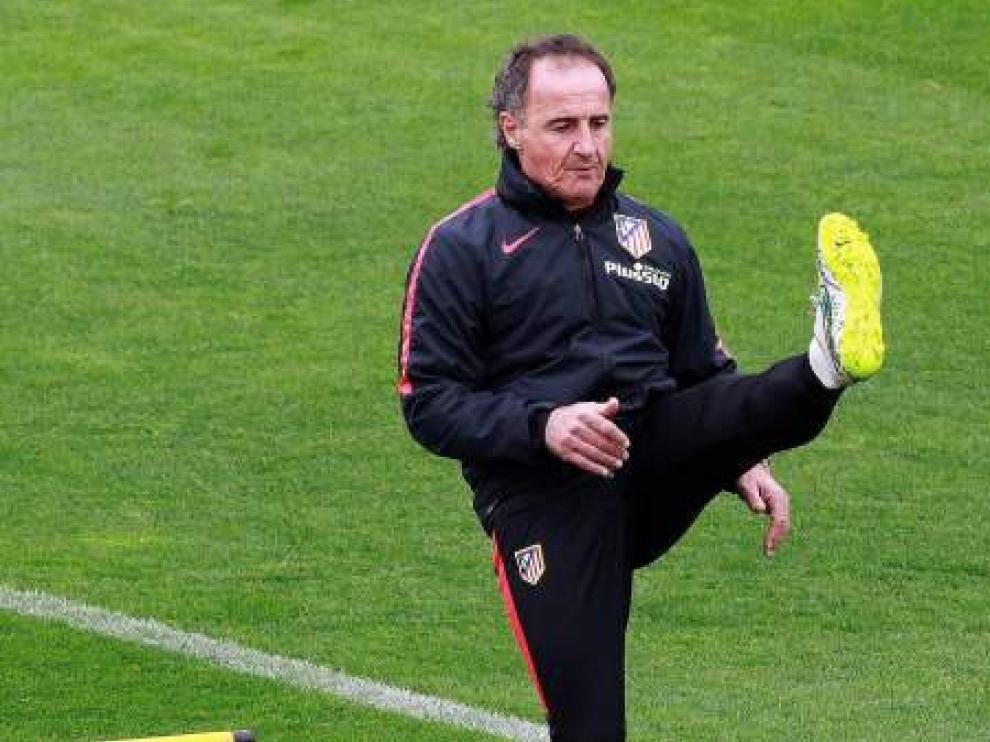 El 'profe' Ortega, en una sesión con el Atlético de Madrid.
