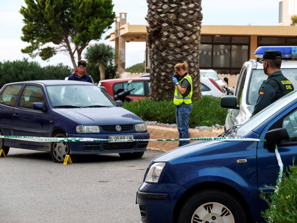 Detenida una joven por matar a puñaladas a su pareja en Ibiza.