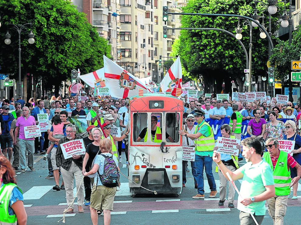 Manifestación en Valencia el pasado octubre para reclamar el corredor Cantábrico-Mediterrráneo.