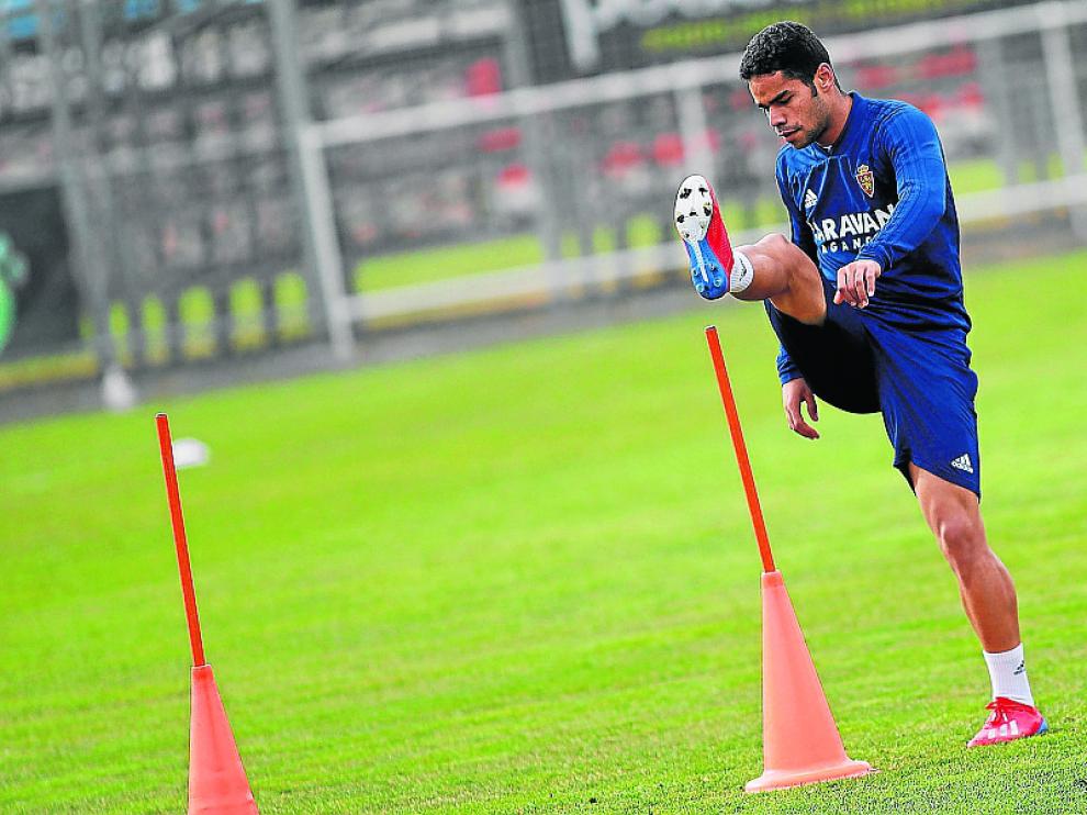 Raí Nascimento, en el entrenamiento del martes del Real Zaragoza.