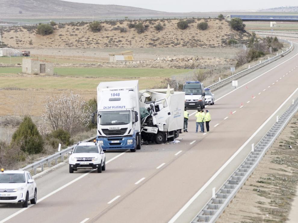 Imagen de archivo de un accidente entre dos camiones en la Autovía Mudéjar.
