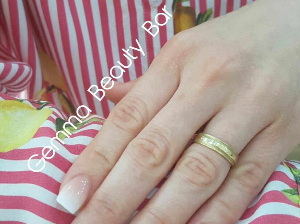 Luce una manicura única a un precio increíble.