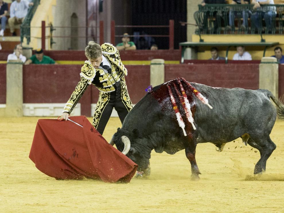 Manuel Escribano, en la plaza de toros de Zaragoza, durante la pasada preferia.