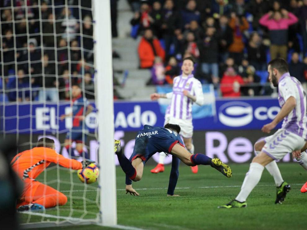Partido de la SD Huesca contra el Real Valladolid