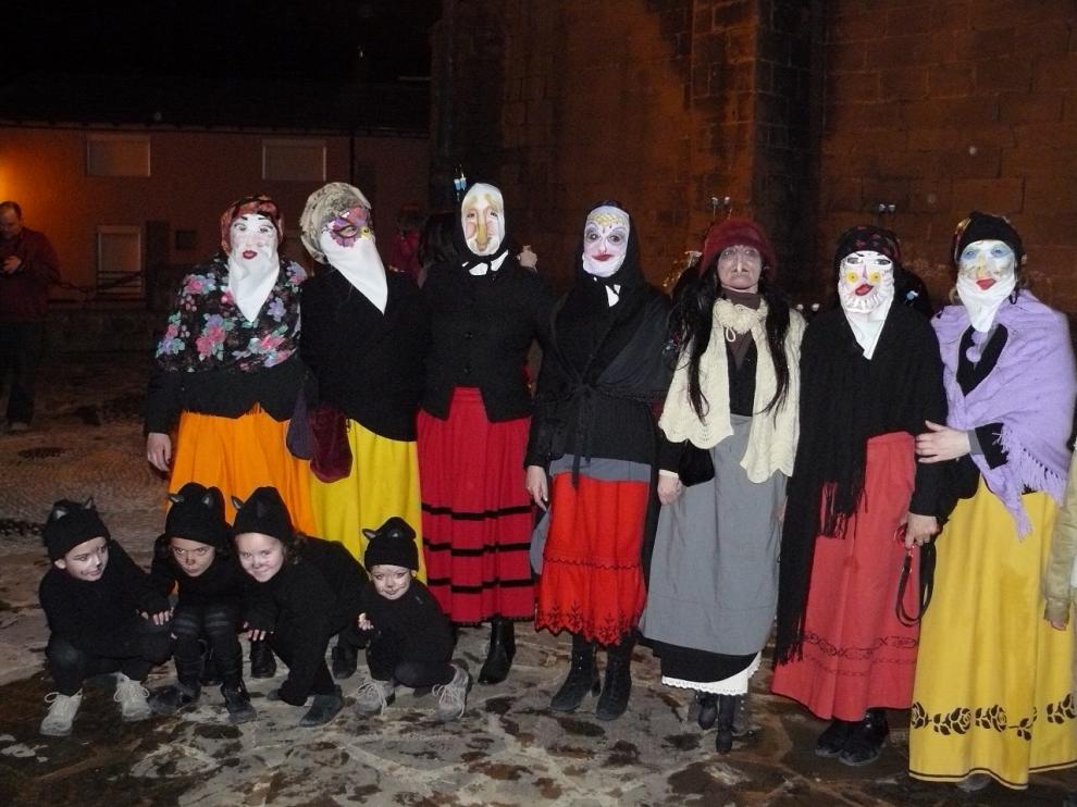 Mascaretas en las fiestas de carnaval de Agüero.