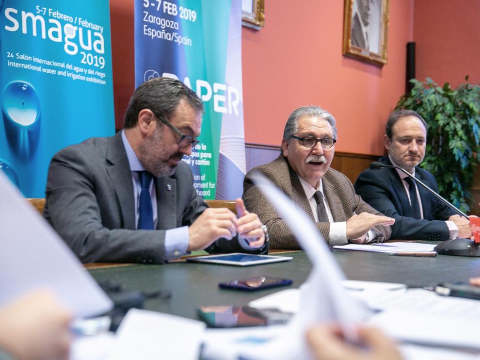 El presidente de Feria Zaragoza, Manuel Teruel, el director general, Rogelio Cuairán, y el director comercial, Alberto López.