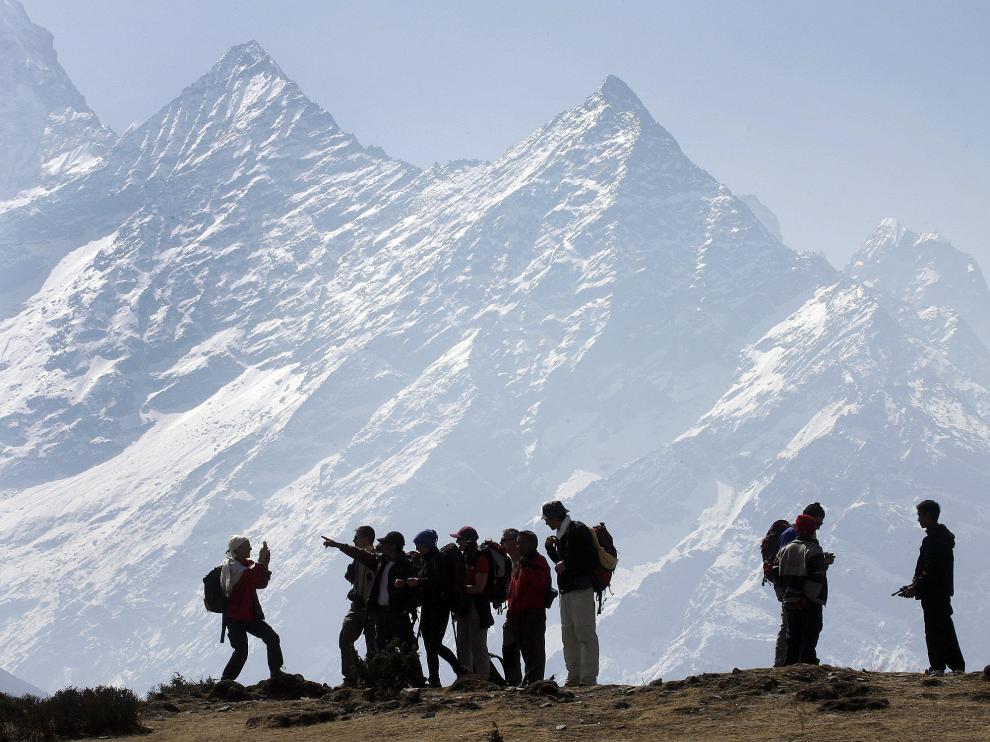 Si el calentamiento global no se detiene tres cuartas partes, los glaciares del Himalaya se derretirán dentro de los próximos cien años.