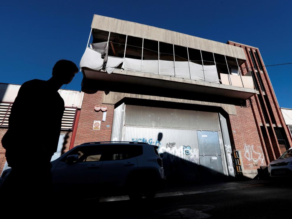 La presunta violación tuvo lugar en una nave abandonada en el barrio de Can Feu