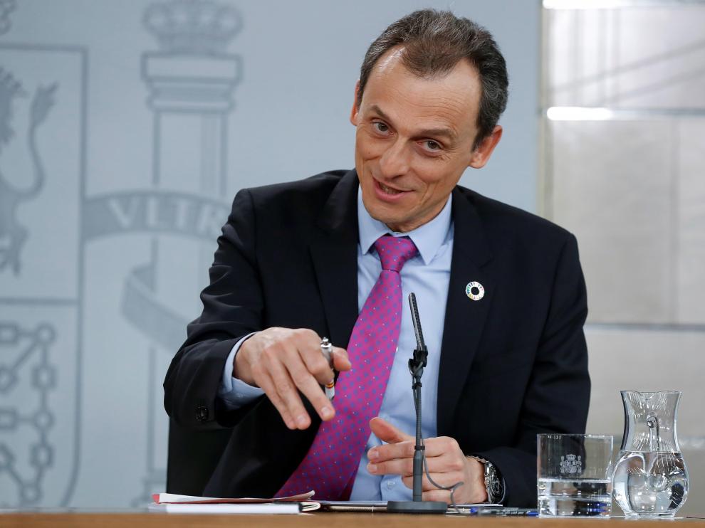 El ministro de Ciencia y Universidades, Pedro Duque, en la rueda de prensa posterior al Consejo de Ministros.