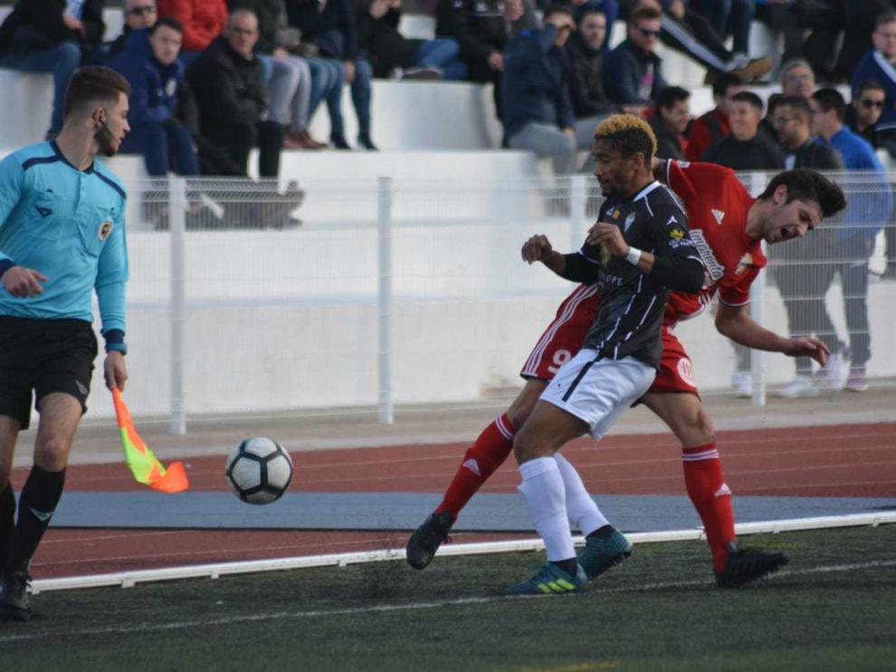 Futbol. Regional Preferente Alcañiz vs. Caspe